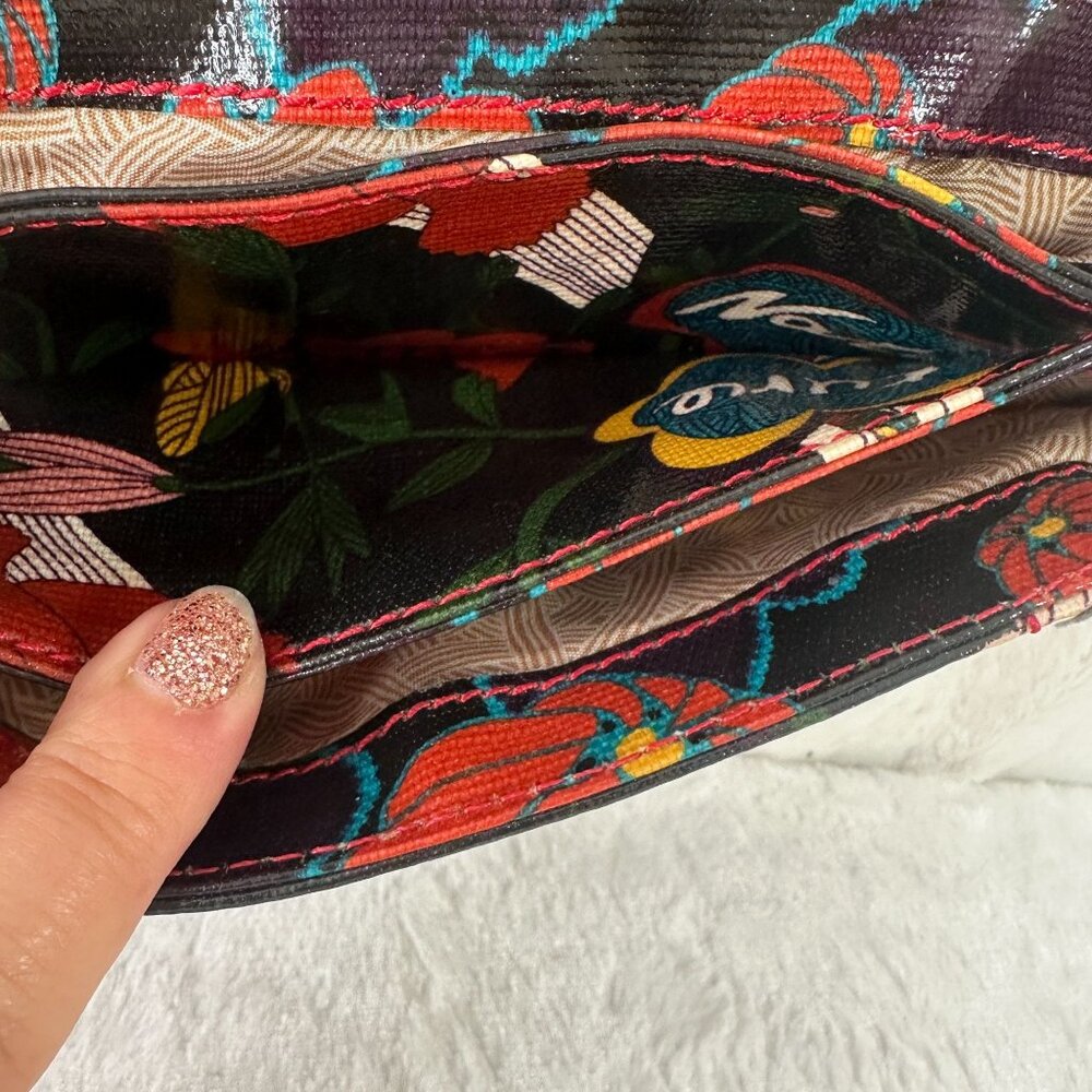 Sakroots Crossbody Bag With Adjustable Strap Artist Circle Birds Peace - Picture 5 of 9
